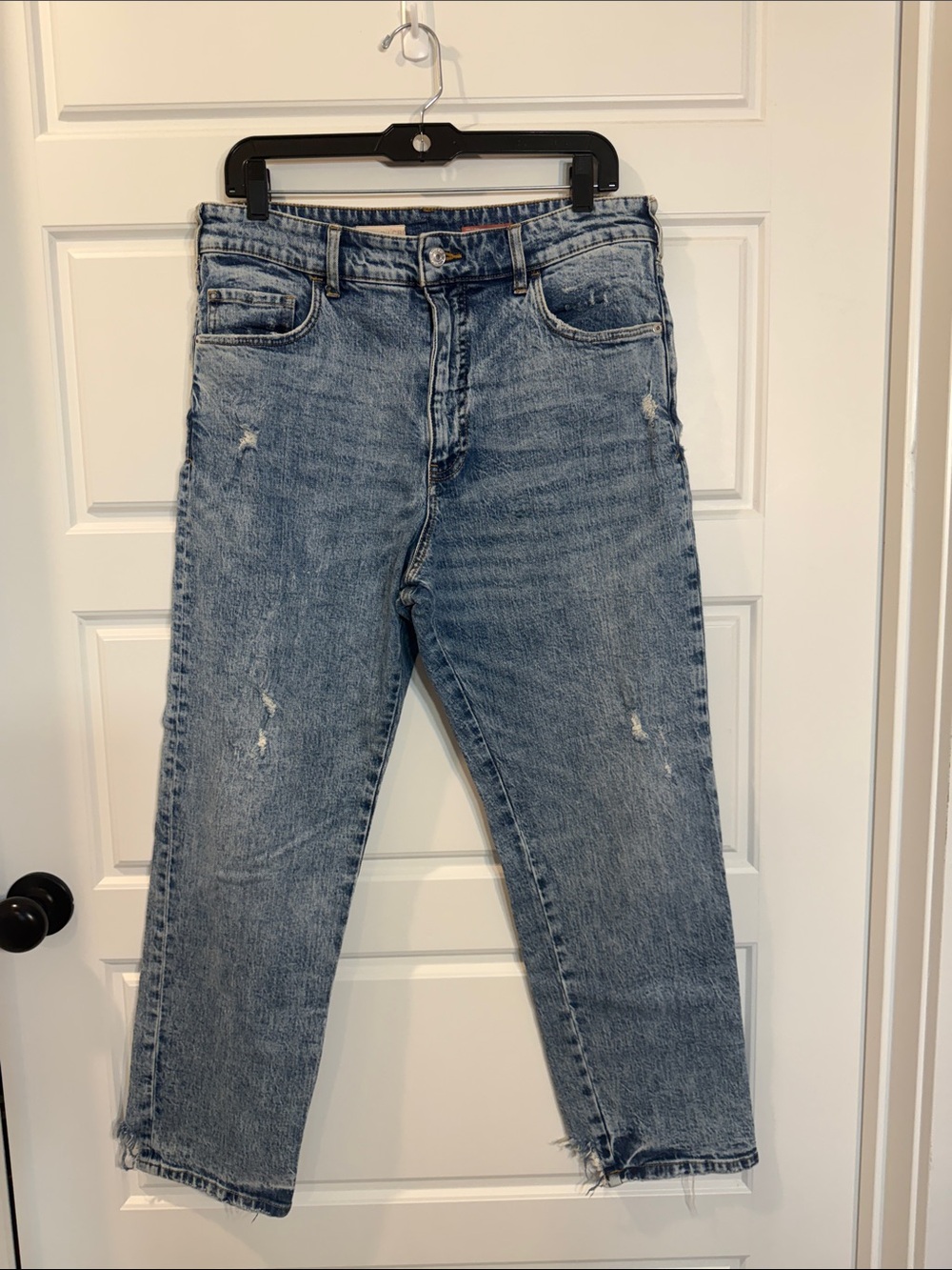 Pilcro distressed Jeans size 29